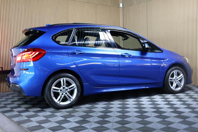 BMW 2-SERIE Active Tourer 225xe M SPORT iPerform M Edit PLUGIN AUTOM PANO NAVI "20