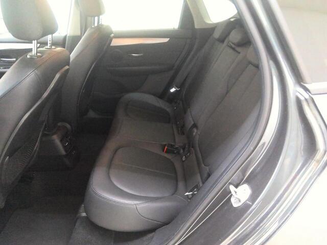 BMW 2-SERIE Active Tourer 218i High Executive Edition 2e-Eig. & Dealer-Onderh. BOVAG-Garantie. NL-Auto.