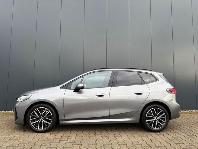 BMW 2-SERIE Active Tourer 218i M-Sport / Leer / Head up / H&K / 360