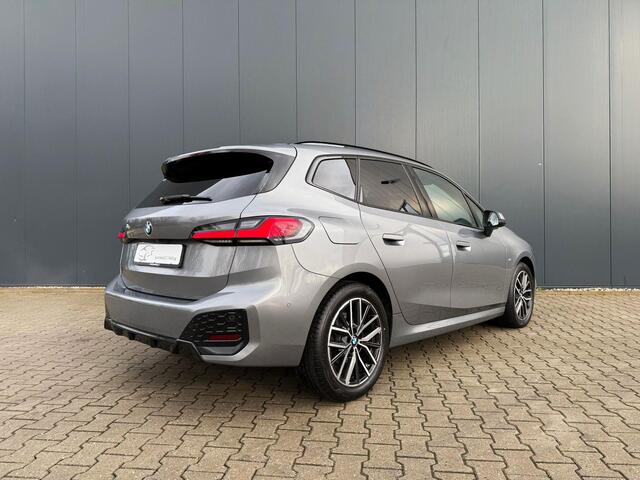 BMW 2-SERIE Active Tourer 218i M-Sport / Leer / Head up / H&K / 360