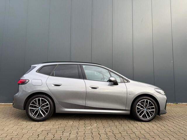 BMW 2-SERIE Active Tourer 218i M-Sport / Leer / Head up / H&K / 360