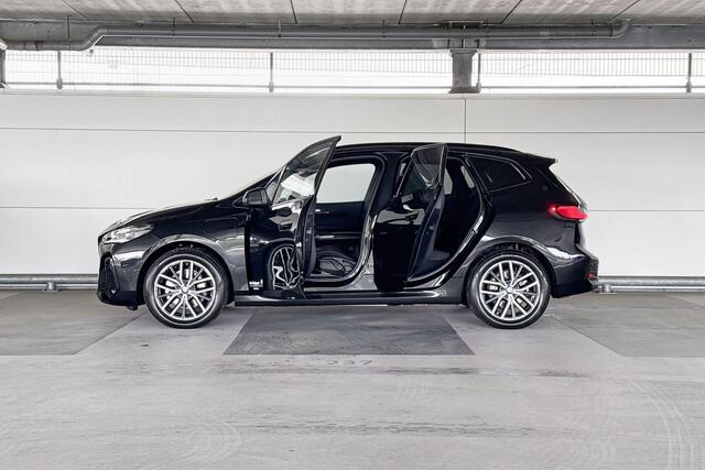 BMW 2-SERIE Active Tourer 225e xDrive | M Sportpakket | Premium Pack | Travel Pack | Trekhaak | Huisselectie