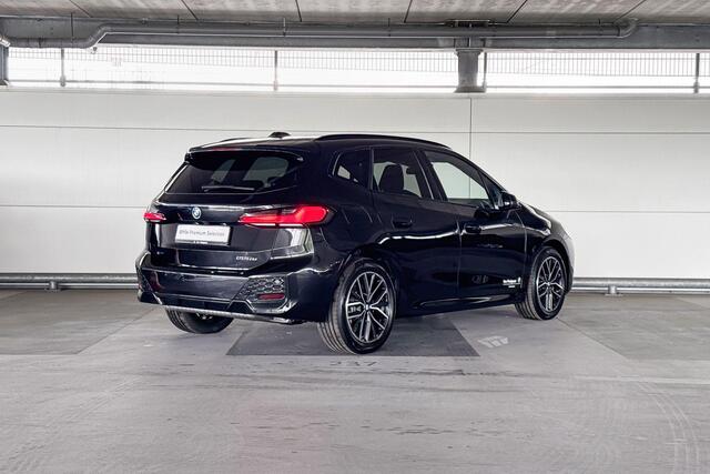 BMW 2-SERIE Active Tourer 225e xDrive | M Sportpakket | Premium Pack | Travel Pack | Trekhaak | Huisselectie