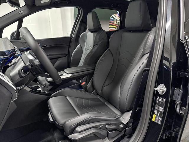 BMW 2-SERIE Active Tourer 225e xDrive | M-Sport | Travel Pack | Premium Pack | Driving Assistant | Panoramadak | Comfort Access | Trekhaak