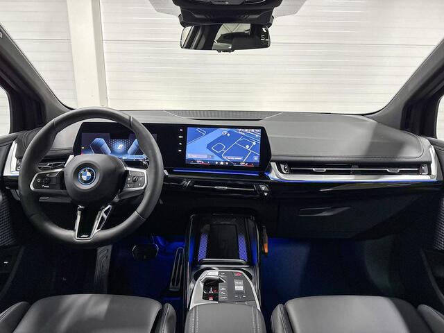 BMW 2-SERIE Active Tourer 225e xDrive | M-Sport | Travel Pack | Premium Pack | Driving Assistant | Panoramadak | Comfort Access | Trekhaak