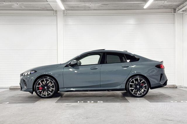 BMW 2-SERIE Gran Coupé 220 M Sport Design Edition | M-Sport Pro | Premium Pack | Driving Assistant | Harman/Kardon | Panoramadak | Comfort Access