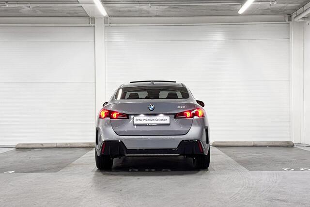 BMW 2-SERIE Gran Coupé 220 | M-Sport | Driving Assistant | Harman/Kardon | Panoramadak