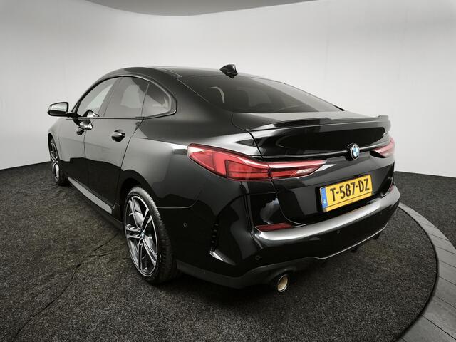 BMW 2-SERIE Gran Coupé 218i M-sport | Panoramadak | Camera | Stoelverwarming |