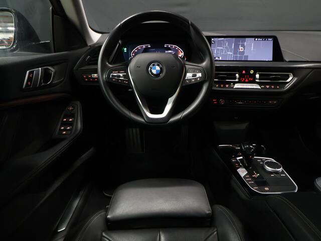 BMW 2-SERIE Gran Coupé 218i High Executive [CRUISE CONTROL, STOELVERWARMING DIGITAL DASH, APPLE CARPLAY, CAMERA, PDC V+A, VOL LEDER, NAVIGATIE, NIEUWSTAAT]