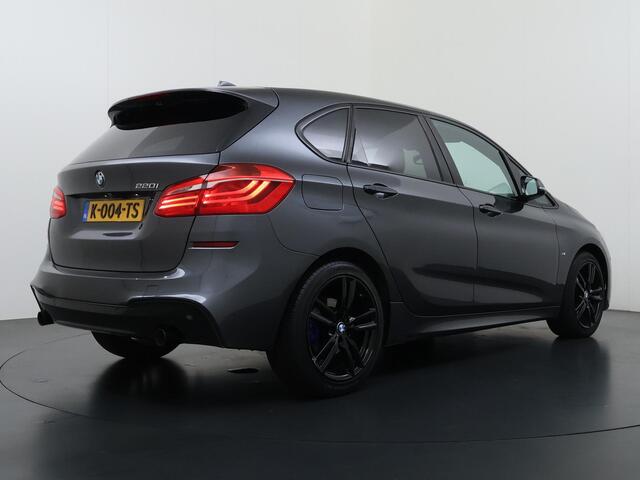 BMW 2-SERIE Active Tourer 220i High Executive M Pakket Camera Automaat