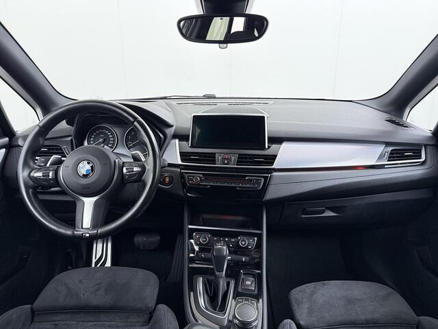 BMW 2-SERIE Active Tourer 220i High Executive M Pakket Camera Automaat