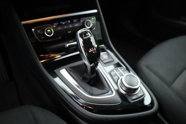 BMW 2-SERIE Active Tourer 218i Executive | Cruise Control | All Season | Bluetooth | Navi | PDC+A