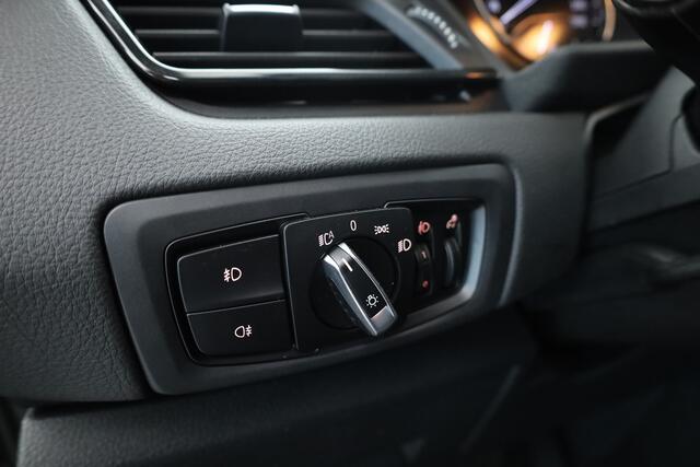 BMW 2-SERIE Active Tourer 218i Executive | Cruise Control | All Season | Bluetooth | Navi | PDC+A