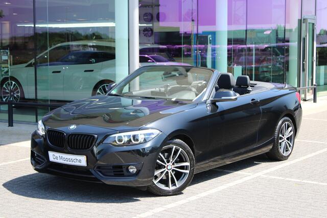 BMW 2-SERIE Cabrio 218i High Executive Sport Line Automaat / Sportstoelen / LED / Navigatie Professional / Stoelverwarming