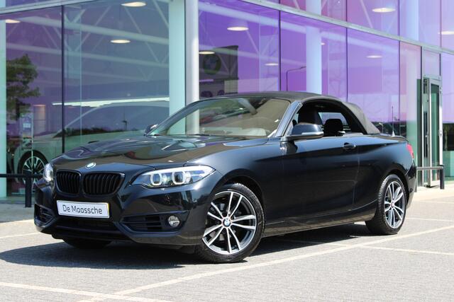 BMW 2-SERIE Cabrio 218i High Executive Sport Line Automaat / Sportstoelen / LED / Navigatie Professional / Stoelverwarming