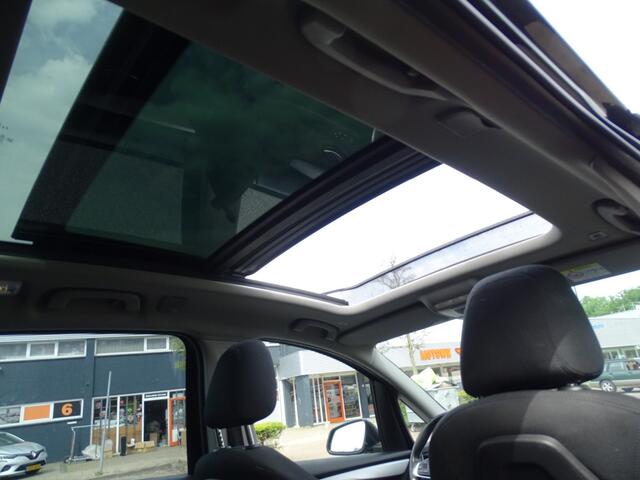BMW 2-SERIE 218I HIGH EXEC.-Head up-Navi-Blth-Clima-Trkh-Pano-schk dak
