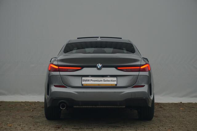 BMW 2-SERIE Gran Coupé 218i | M Sportpakket Pro | Head-Up Display | Harman Kardon | Active Cruise Control | Stuurwielrand verwarming