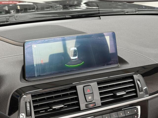 BMW 2-SERIE Cabrio 218i High Executive M PAKKET - NL AUTO - STOELVERWARMING - NAVI PROF. - PARKEERSENSOREN - AUTOMAAT