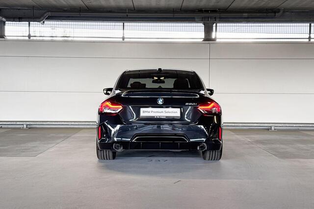 BMW 2-SERIE Coupé 220i | M Sport Pro | Premium Pack | M Interieurlijsten Carbon Fibre | Huisselectie