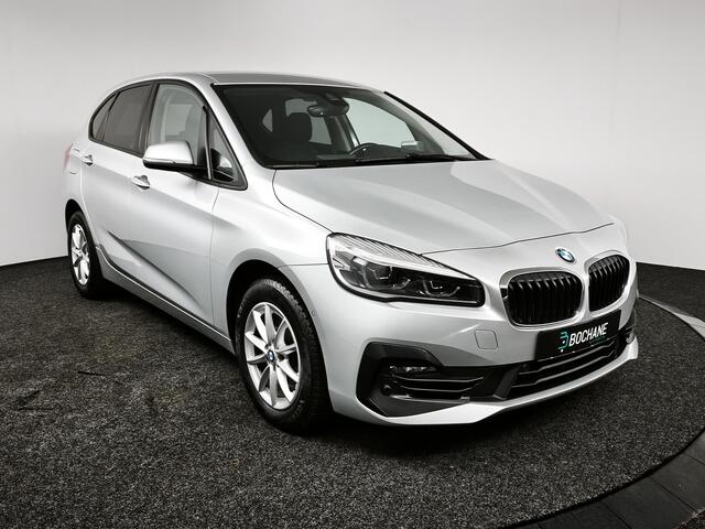 BMW 2-SERIE Active Tourer 218i Executive Edition | Navigatie | Haed Up Display | Camera |