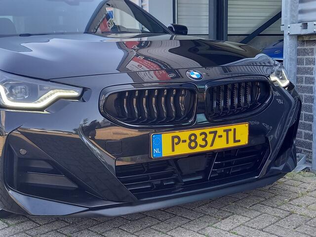 BMW 2-SERIE Coupé 220i High Executive - VIRTUAL COCKPIT - GROOT SCHERM NAVI - PANO - OPEN DAK -