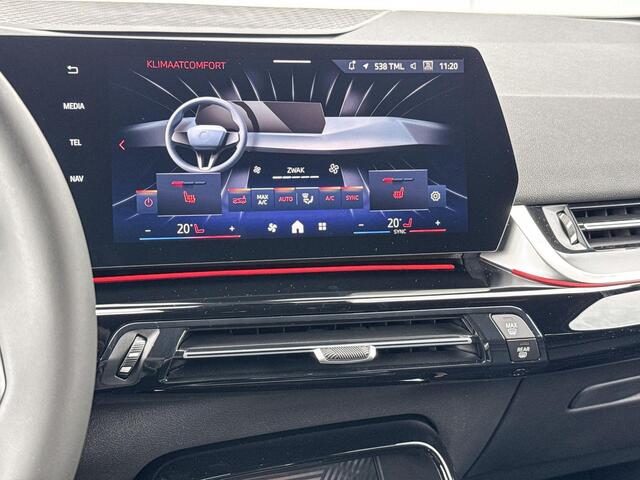 BMW 2-SERIE Active Tourer 225e xDrive | Travel Pack | M Sport | Panoramadak | Harman-Kardon |