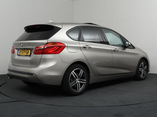 BMW 2-SERIE Active Tourer 225xe iPerformance High Executive | Harman Kardon | Pano | Navigatie!
