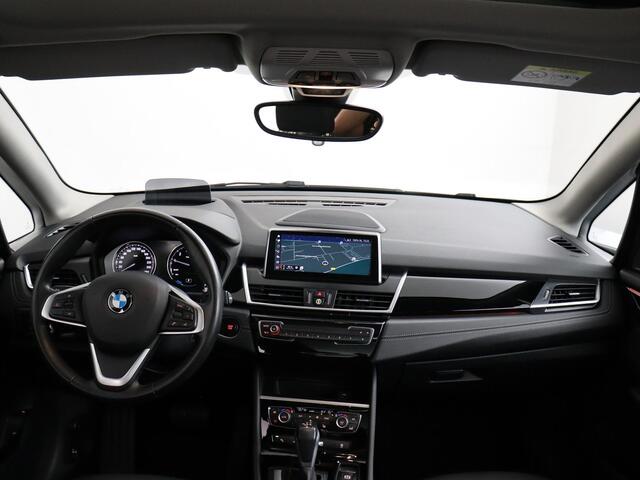 BMW 2-SERIE Active Tourer 225xe iPerformance High Executive | Harman Kardon | Pano | Navigatie!