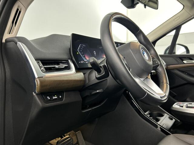 BMW 2-SERIE Active Tourer 225e xDrive Luxury Shadow-Line Pano-dak/Camera