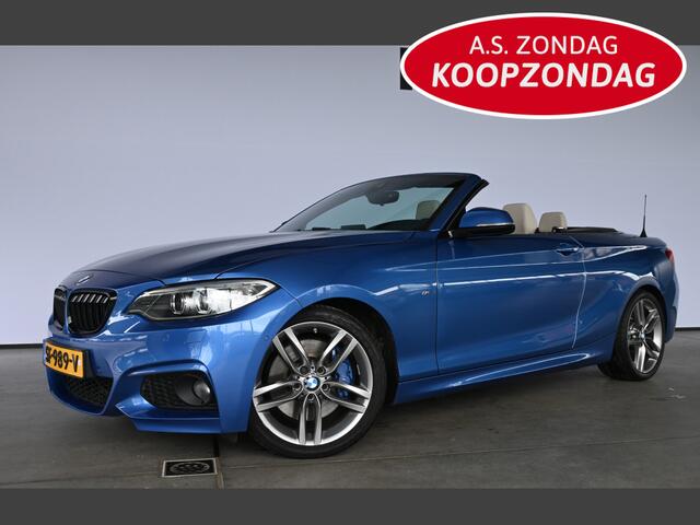 BMW 2-SERIE Cabrio 220i High Executive M-Pakket! Automaat Navigatie Harman/Kardon Stoelverwarming Inruil Mogelijk!