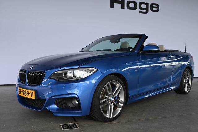 BMW 2-SERIE Cabrio 220i High Executive M-Pakket! Automaat Navigatie Harman/Kardon Stoelverwarming Inruil Mogelijk!