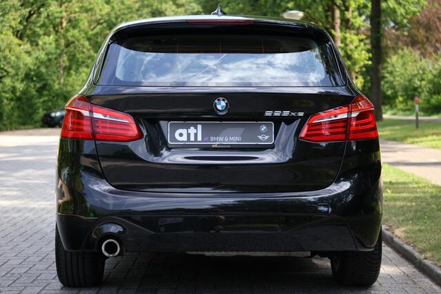 BMW 2-SERIE Active Tourer 225xe iPerformance Led l Head up l Sportstoelen l Performance control l Keyless l Cruise Control l Lichtpakket l Parkeerassistent l Real Time Traffic l DAB l Navi Plus l etc.