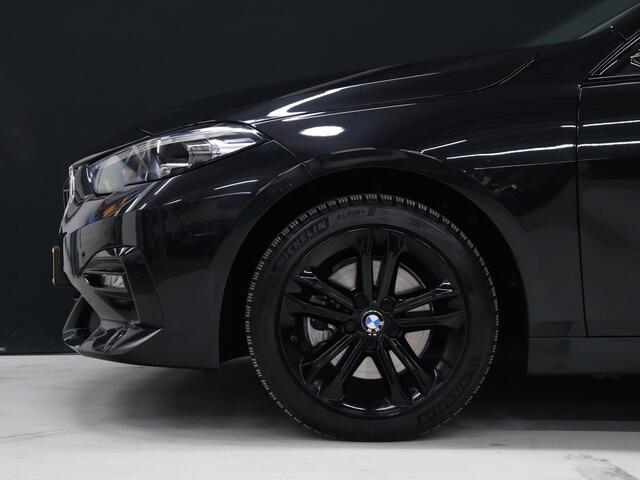 BMW 2-SERIE Gran Coupé 218i High Executive [STOELVERWARMING, CAMERA, PDC V+A, CRUISE CONTROL, VOL LEDER, NAVIGATIE, NIEUWSTAAT]