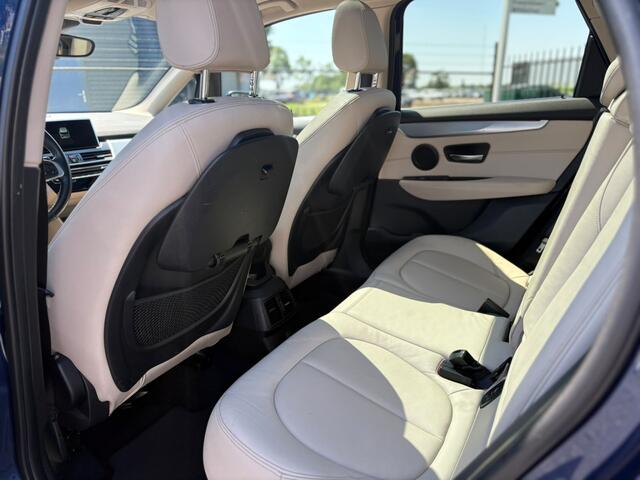 BMW 2-SERIE Active Tourer 218i High Executive | Climate | Cruise | Panodak | Automaat