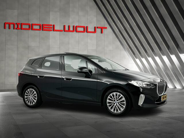 BMW 2-SERIE Active Tourer 225e xDrive Luxury Shadow-Line Pano-dak/Camera