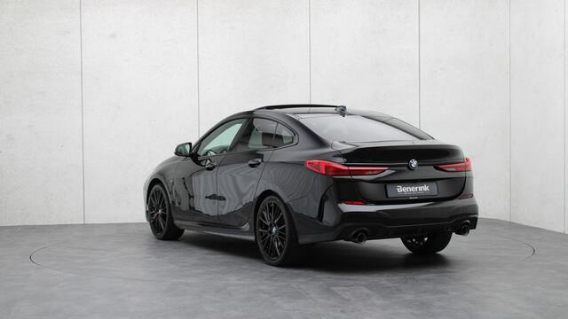 BMW 2-SERIE Gran Coupé 220i M-Sport | Head-up | Panoramadak | Harman/Kardon | Comfort Access | Trekhaak