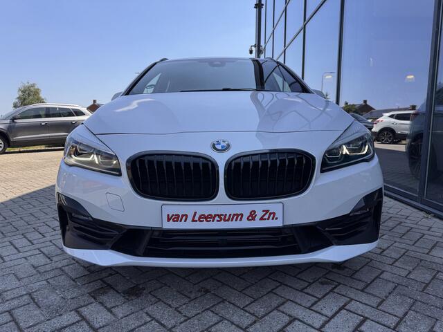 BMW 2-SERIE Active Tourer 220i High Executive | Sport Line | Head-up| DAB+ | LED