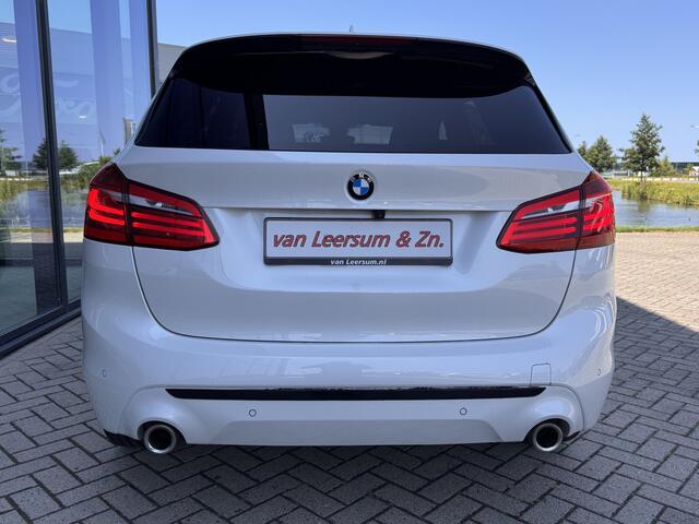 BMW 2-SERIE Active Tourer 220i High Executive | Sport Line | Head-up| DAB+ | LED
