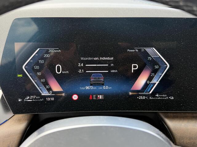 BMW 2-SERIE Active Tourer 225e xDrive Luxury Line 17"/Leder + memory/Panoramadak/Camera/Apple Carplay & Android Auto