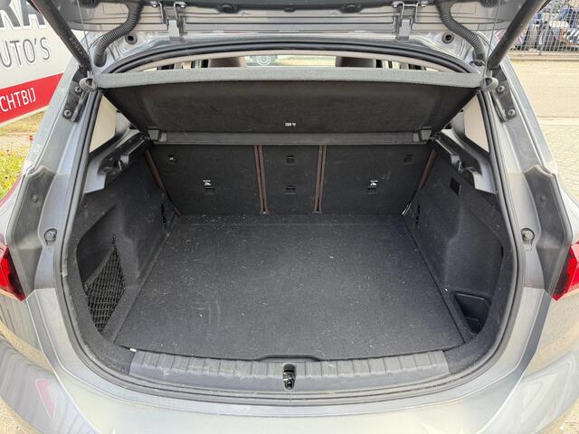 BMW 2-SERIE Active Tourer 225e xDrive Luxury Line 17"/Leder + memory/Panoramadak/Camera/Apple Carplay & Android Auto