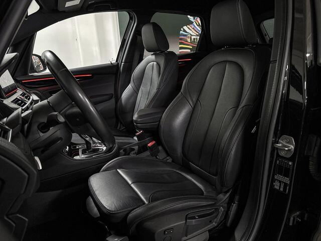 BMW 2-SERIE Active Tourer 218i High Executive Edition | Head-Up Display | HiFi | Stoelverwarming | Achteruitrijcamera