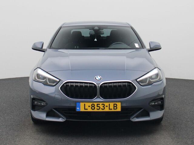 BMW 2-SERIE Gran Coupé 218i Business Edition | Climate Control / ECC | Licht metalen velgen 17 inch | Cruise control | Connectiviteit, Navigatie | Half lederen bekleding grijs | Stoelverwarming | LED koplampen | Park Distance Control voor en achter |