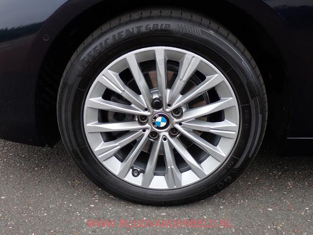BMW 2-SERIE Active Tourer 218i High Executive HEAD-UP / TREKHAAK / PANO / CAMERA