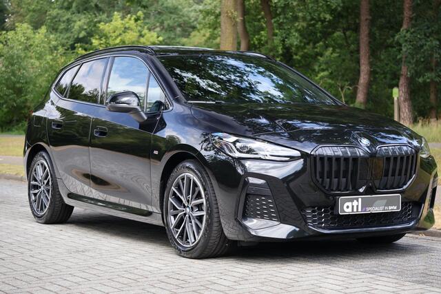 BMW 2-SERIE Active Tourer 218i M-Sport | Pano | HUD | H&K | Drive ass Pro | Massage | 360 Cam | Elektr. trekhaak | Stuurverwarming | 18" | Keyless | Elektr. stoel + mem | Etc.