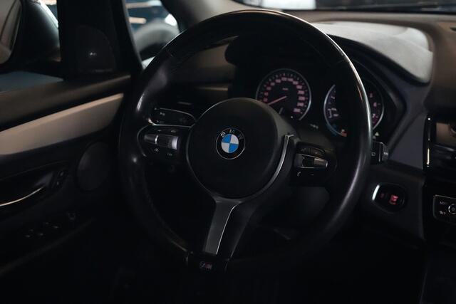 BMW 2-SERIE Active Tourer 225i xDrive High Executive 232pk Navigatie/Stoelverwarming/Camera