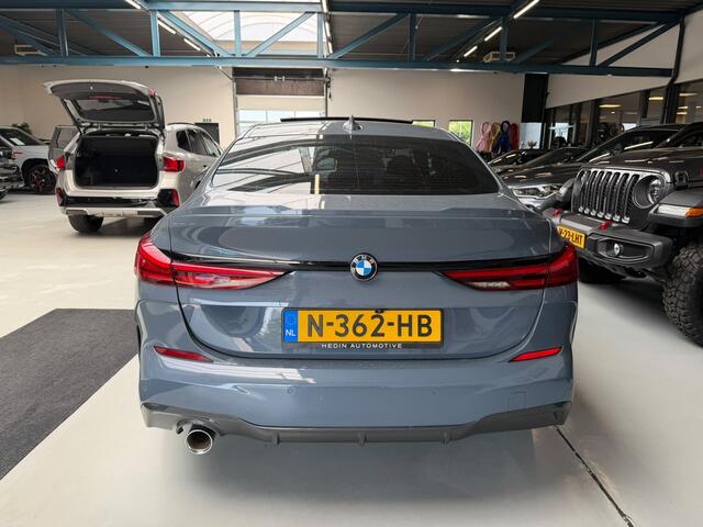 BMW 2-SERIE Gran Coupé M Sport HUD Carplay Panoramadak 19 inch M Sport velgen