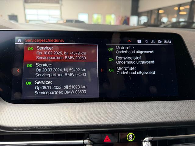 BMW 2-SERIE Gran Coupé M Sport HUD Carplay Panoramadak 19 inch M Sport velgen