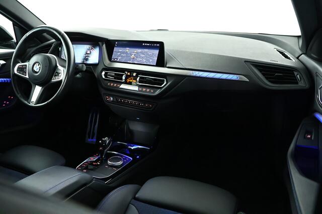 BMW 2-SERIE Gran Coupé 218i M-Sport Panorama / Opendak / Navi / LED / CarPlay