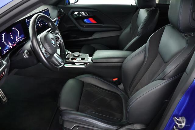 BMW 2-SERIE Coupé 218i M-Sport / LED / HUD / Navi / CarPlay / Portimao Blauw