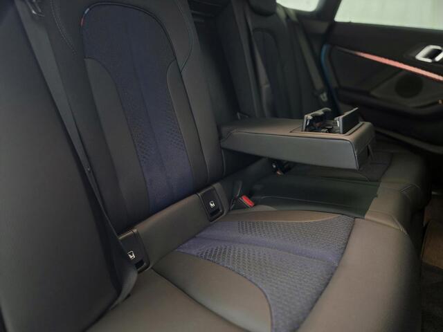 BMW 2-SERIE Gran Coupé 220i Executive Edition M Sport | Apple-Android | Schuif-Kanteldak | Dealeronderhouden